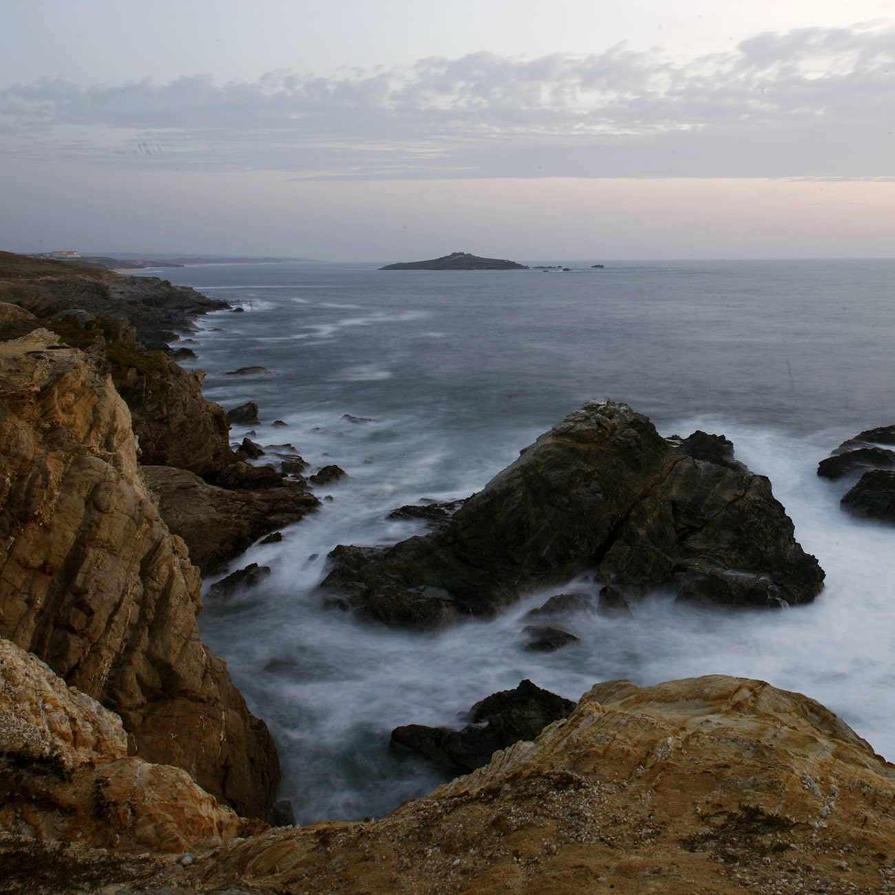 ilha do pessegueiro porto covo