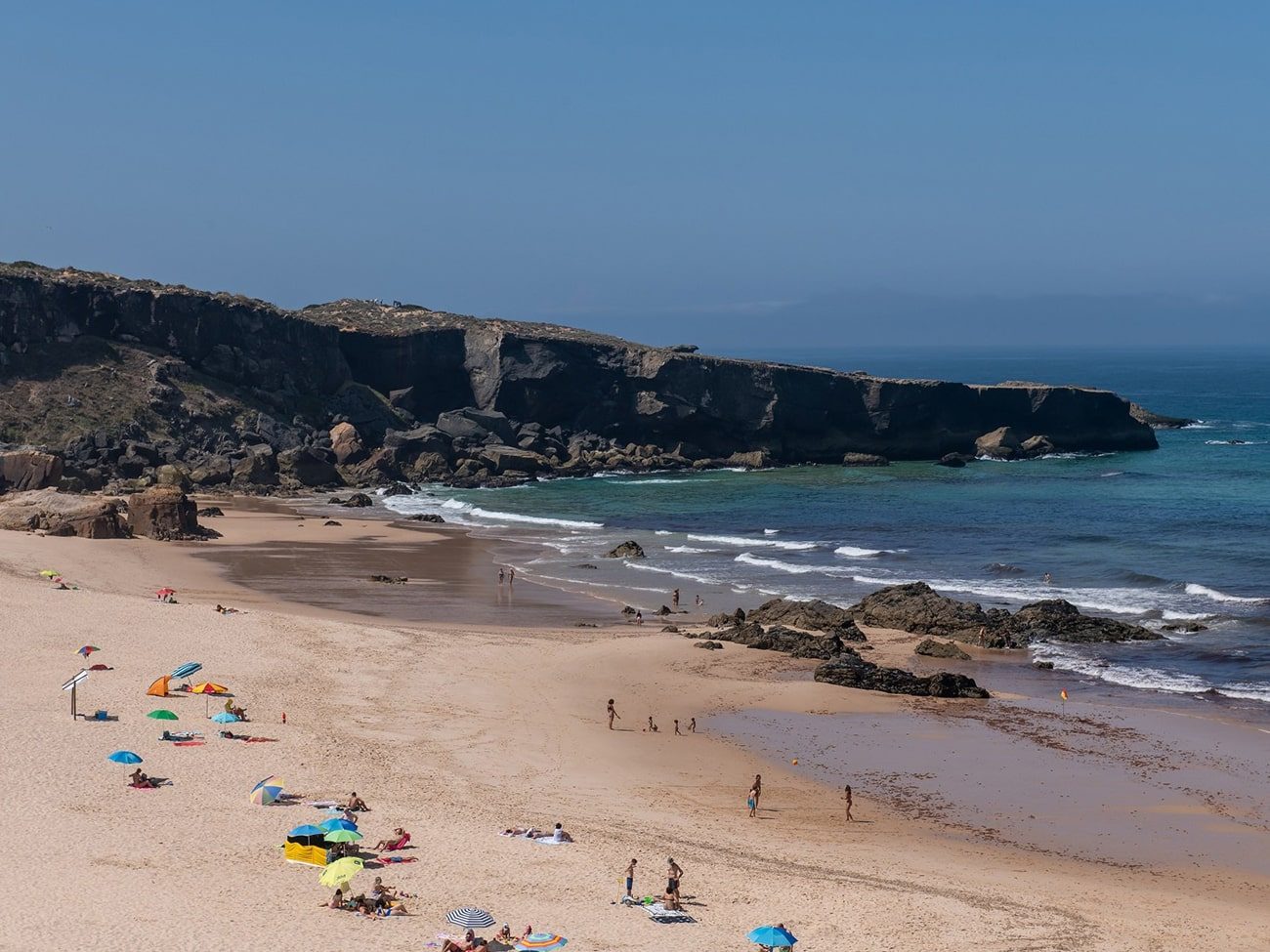 praia do malhao costa alentejana